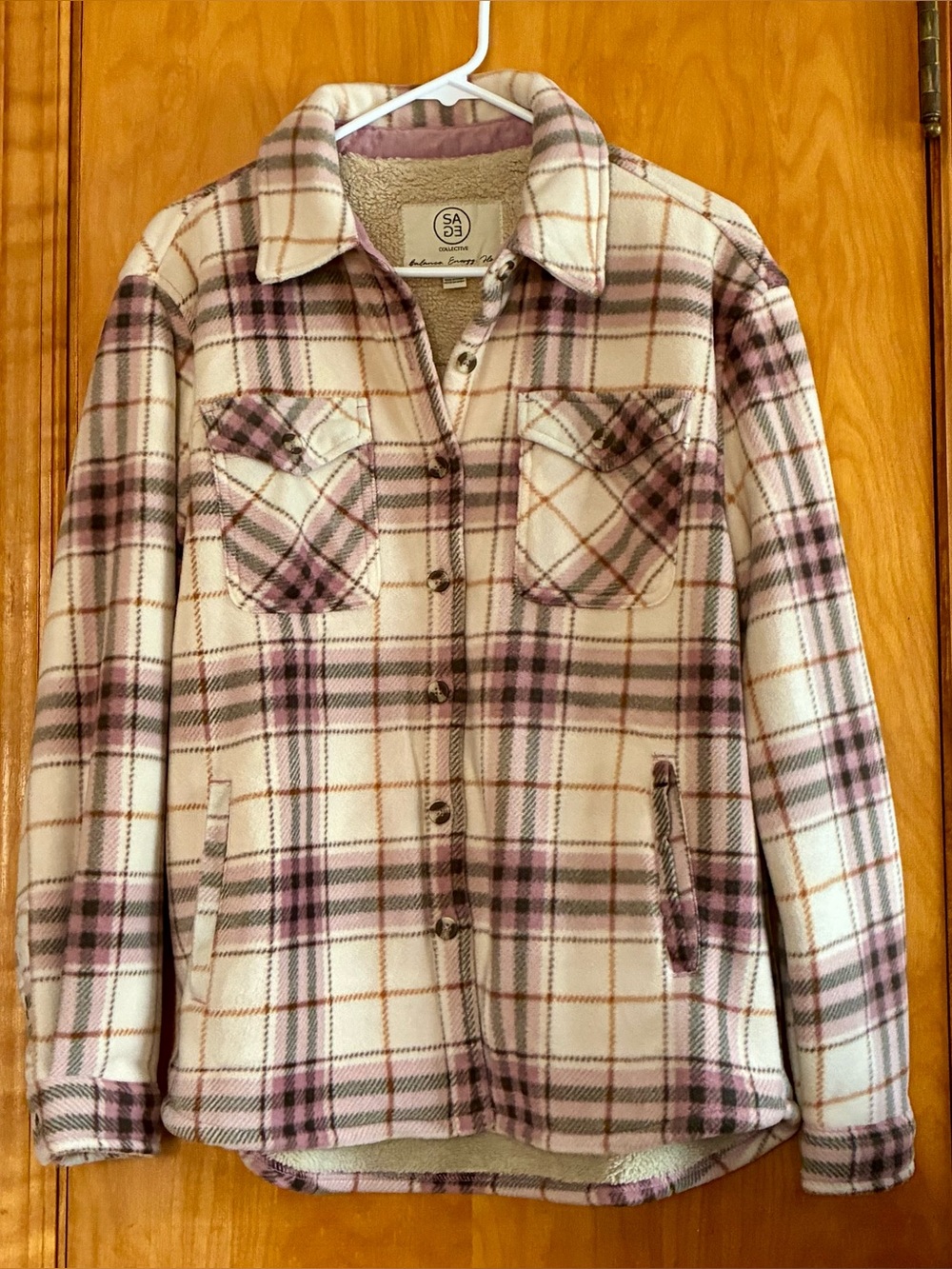 Women’s Plaid Sherpa-Lined Button-Up Shacket in Cream and Lavender/Pink - Size M